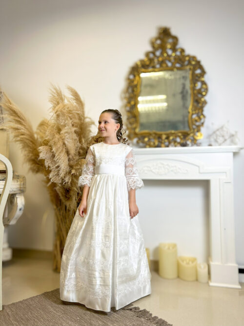 White Communion Gown — изображение 6