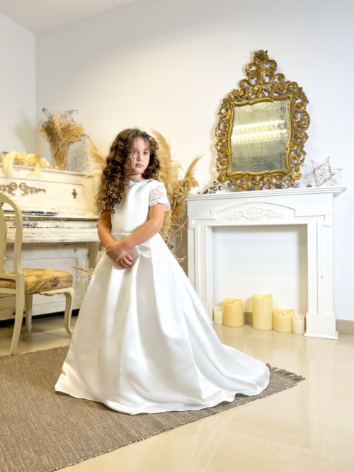White dress for girl made of satin and tulle with lace back — изображение 2
